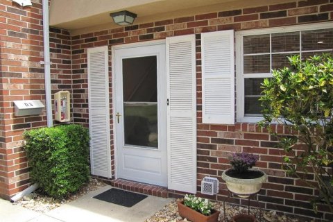 Townhouse in Daytona Beach, Florida 2 bedrooms, 115.29 sq.m. № 2226931