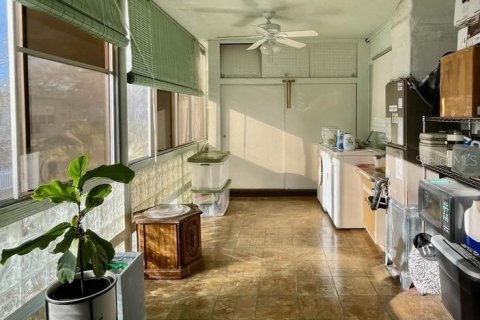 Condo in Kenneth City, Florida, 2 bedrooms № 2238904 - photo 16