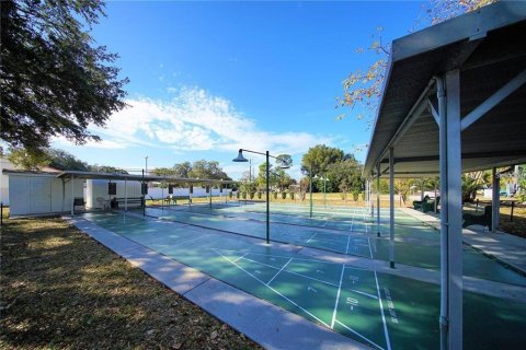 Condo in Kenneth City, Florida, 2 bedrooms № 2238904 - photo 25