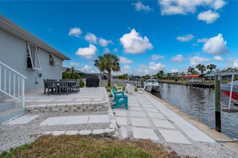 Casa en venta en Port Charlotte, Florida, 3 dormitorios, 163.42 m2 № 1675795 - foto 27
