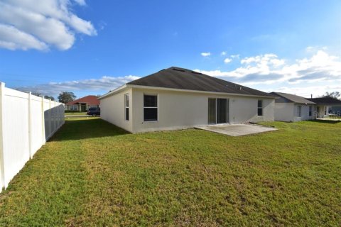 Casa en venta en Kissimmee, Florida, 3 dormitorios, 167.13 m2 № 1908900 - foto 2