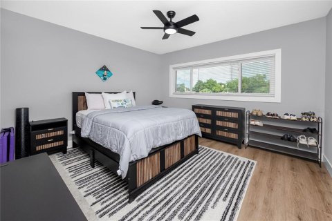 Condo in Clearwater, Florida, 2 bedrooms  № 2413511 - photo 24