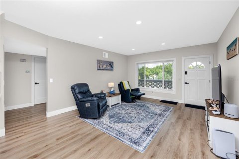 Condo in Clearwater, Florida, 2 bedrooms  № 2413511 - photo 15