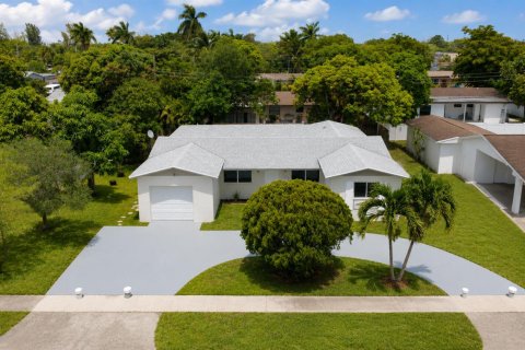 Villa ou maison à vendre à Sunrise, Floride: 4 chambres, 172.15 m2 № 2087414 - photo 9