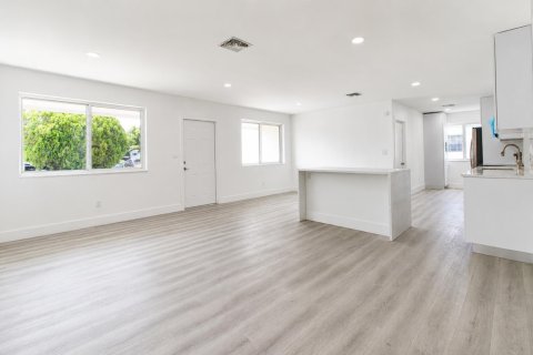 Villa ou maison à vendre à Sunrise, Floride: 4 chambres, 172.15 m2 № 2087414 - photo 12