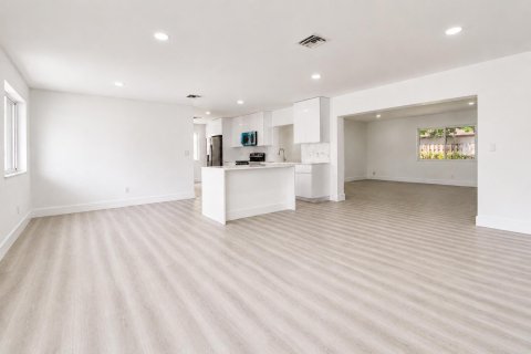 Villa ou maison à vendre à Sunrise, Floride: 4 chambres, 172.15 m2 № 2087414 - photo 11