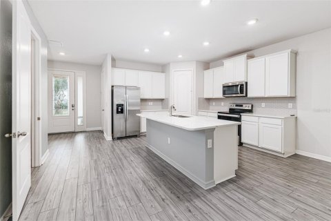 Villa ou maison à louer à San Antonio, Floride: 3 chambres, 172.43 m2 № 2407007 - photo 9