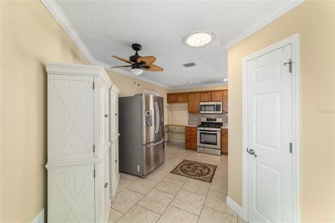 House in The Villages, Florida 2 bedrooms, 123.28 sq.m. № 2231391 - photo 19