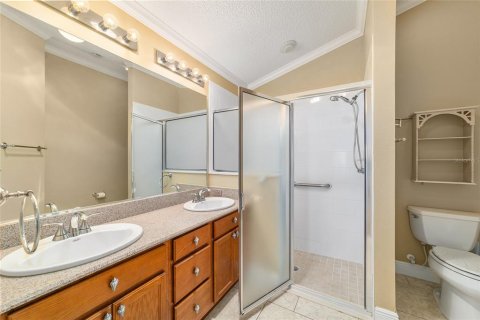 House in The Villages, Florida 2 bedrooms, 123.28 sq.m. № 2231391 - photo 27