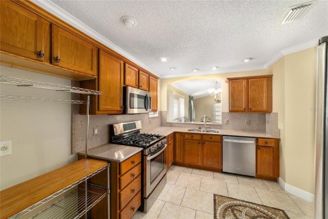 House in The Villages, Florida 2 bedrooms, 123.28 sq.m. № 2231391 - photo 21