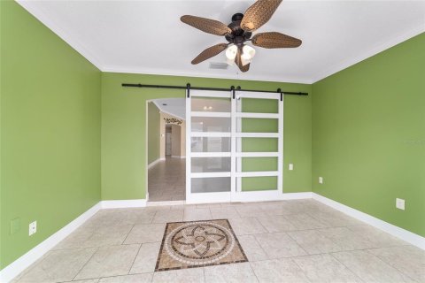 House in The Villages, Florida 2 bedrooms, 123.28 sq.m. № 2231391 - photo 16