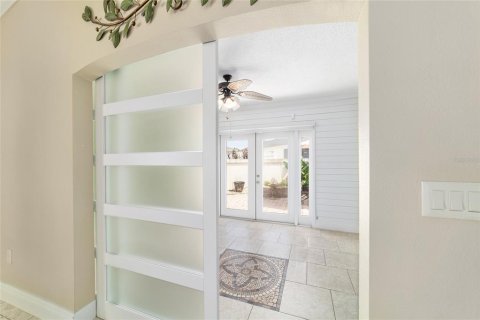 House in The Villages, Florida 2 bedrooms, 123.28 sq.m. № 2231391 - photo 14