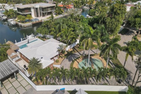 Villa ou maison à North Miami, Floride 3 chambres, 203.27 m2 № 2086889