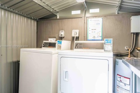 Apartment in Miami, Florida 1 bedroom, 46.92 sq.m. № 2029481 - photo 14