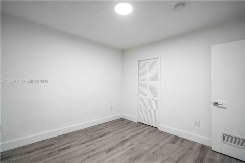 Apartment in Miami, Florida 1 bedroom, 46.92 sq.m. № 2029481 - photo 12