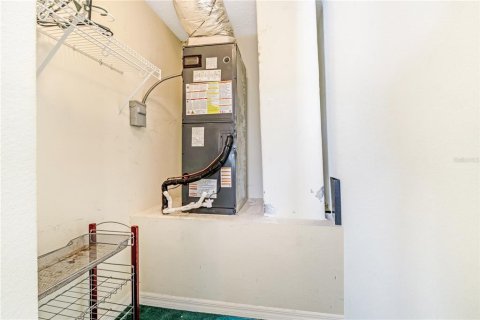 Villa ou maison à vendre à Deltona, Floride: 4 chambres, 236.99 m2 № 2094089 - photo 8