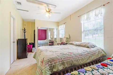 Villa ou maison à vendre à Deltona, Floride: 4 chambres, 236.99 m2 № 2094089 - photo 19