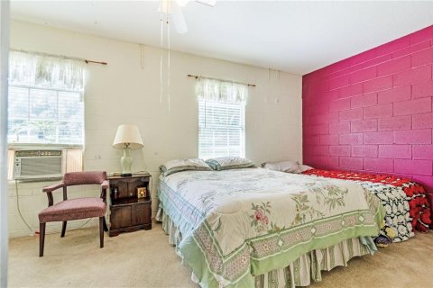 Villa ou maison à vendre à Deltona, Floride: 4 chambres, 236.99 m2 № 2094089 - photo 18