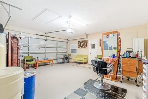 Villa ou maison à vendre à Deltona, Floride: 4 chambres, 236.99 m2 № 2094089 - photo 22