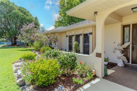 House in Lake Placid, Florida 2 bedrooms, 157.38 sq.m. № 1870789 - photo 2