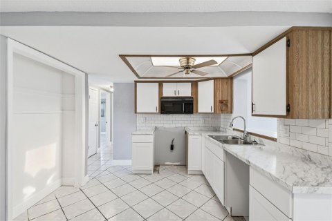 Villa ou maison à vendre à Port Richey, Floride: 2 chambres, 109.25 m2 № 2143042 - photo 30