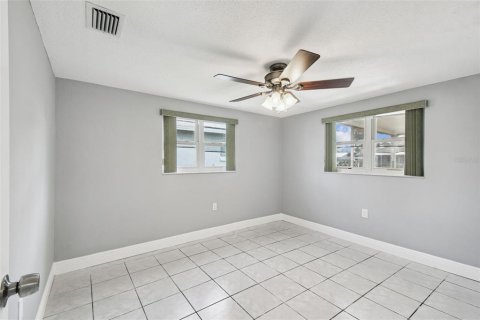 Villa ou maison à vendre à Port Richey, Floride: 2 chambres, 109.25 m2 № 2143042 - photo 21