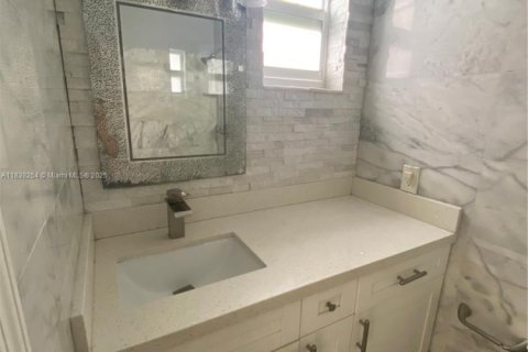 Condominio en venta en Miami, Florida, 2 dormitorios, 86.86 m2 № 1841173 - foto 13