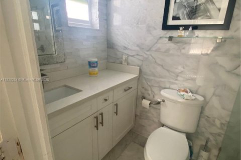 Condominio en venta en Miami, Florida, 2 dormitorios, 86.86 m2 № 1841173 - foto 14