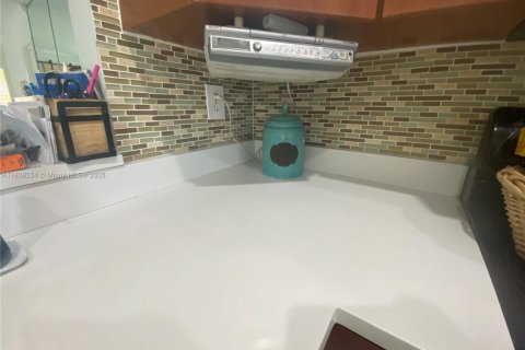Condominio en venta en Miami, Florida, 2 dormitorios, 86.86 m2 № 1841173 - foto 8