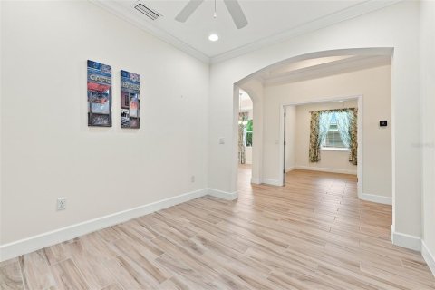 Купить виллу или дом в Сан-Сити-Центр, Флорида 8 комнат, 167.22м2, № 2204025 - фото 14