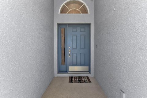 House in Punta Gorda, Florida 2 bedrooms, 128.39 sq.m. № 1916226 - photo 3