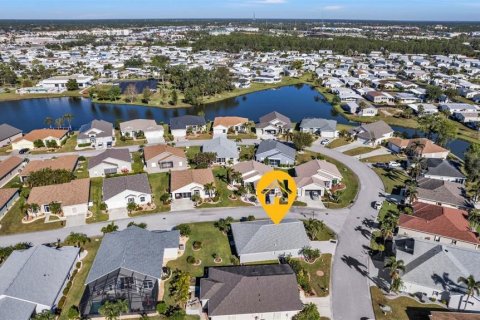 House in Punta Gorda, Florida 2 bedrooms, 128.39 sq.m. № 1916226 - photo 20