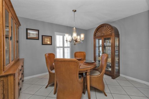 House in Punta Gorda, Florida 2 bedrooms, 128.39 sq.m. № 1916226 - photo 7