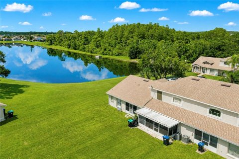 Купить таунхаус в Орландо, Флорида 3 комнаты, 108.05м2, № 2237909 - фото 4