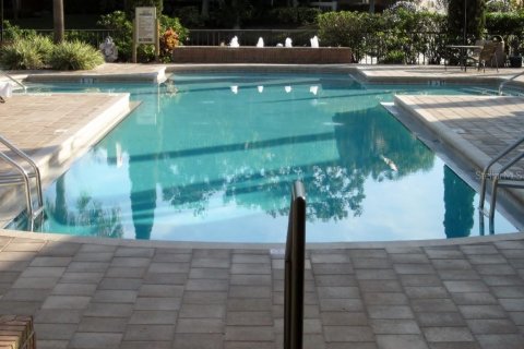 Condominio en alquiler en Saint Petersburg, Florida, 2 dormitorios, 78.78 m2 № 1905502 - foto 18