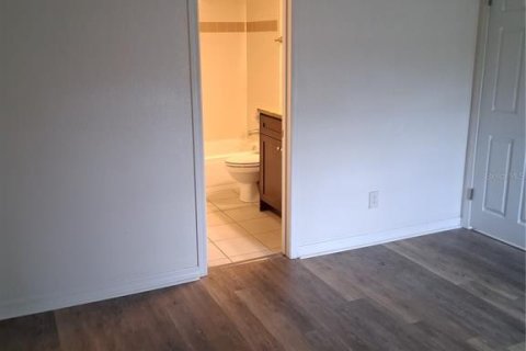 Condominio en alquiler en Saint Petersburg, Florida, 2 dormitorios, 78.78 m2 № 1905502 - foto 10