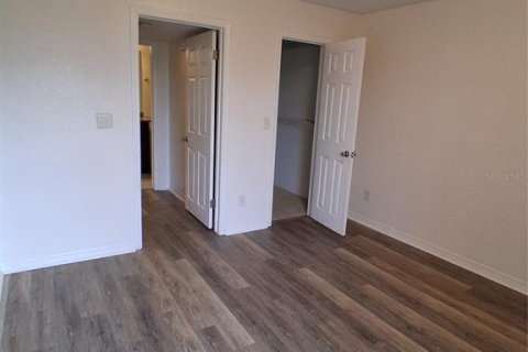 Condominio en alquiler en Saint Petersburg, Florida, 2 dormitorios, 78.78 m2 № 1905502 - foto 14