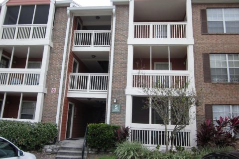 Condominio en alquiler en Saint Petersburg, Florida, 2 dormitorios, 78.78 m2 № 1905502 - foto 1