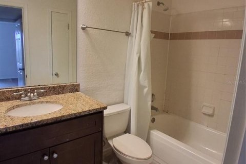 Condominio en alquiler en Saint Petersburg, Florida, 2 dormitorios, 78.78 m2 № 1905502 - foto 15