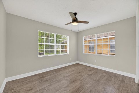 Casa en venta en Tampa, Florida, 3 dormitorios, 90.3 m2 № 1832144 - foto 21