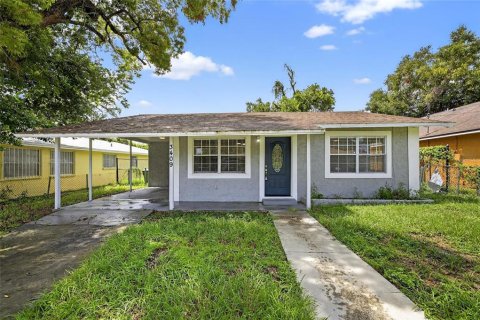 Casa en venta en Tampa, Florida, 3 dormitorios, 90.3 m2 № 1832144 - foto 2