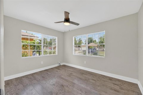 Casa en venta en Tampa, Florida, 3 dormitorios, 90.3 m2 № 1832144 - foto 18