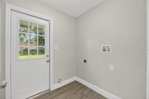 Casa en venta en Tampa, Florida, 3 dormitorios, 90.3 m2 № 1832144 - foto 11