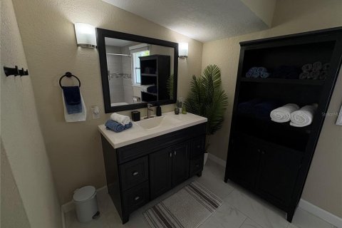 Casa en alquiler en Tampa, Florida, 3 dormitorios, 104.52 m2 № 1916540 - foto 27