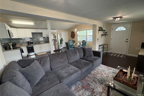 Casa en alquiler en Tampa, Florida, 3 dormitorios, 104.52 m2 № 1916540 - foto 9