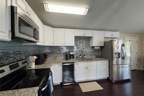 Casa en alquiler en Tampa, Florida, 3 dormitorios, 104.52 m2 № 1916540 - foto 13