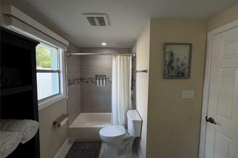 Casa en alquiler en Tampa, Florida, 3 dormitorios, 104.52 m2 № 1916540 - foto 26