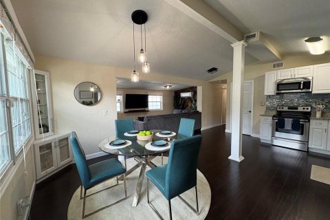 Casa en alquiler en Tampa, Florida, 3 dormitorios, 104.52 m2 № 1916540 - foto 16