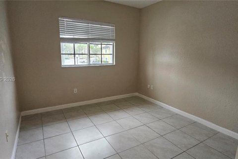 Снять в аренду кондоминиум в Хомстед, Флорида 3 спальни, 110.93м2, № 2005178 - фото 11