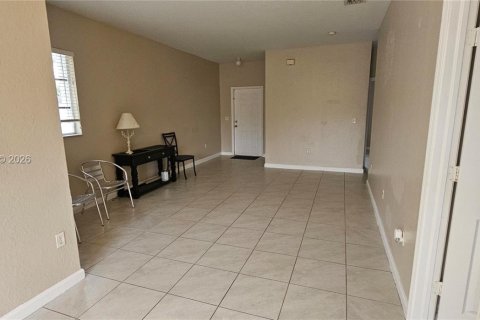 Снять в аренду кондоминиум в Хомстед, Флорида 3 спальни, 110.93м2, № 2005178 - фото 5